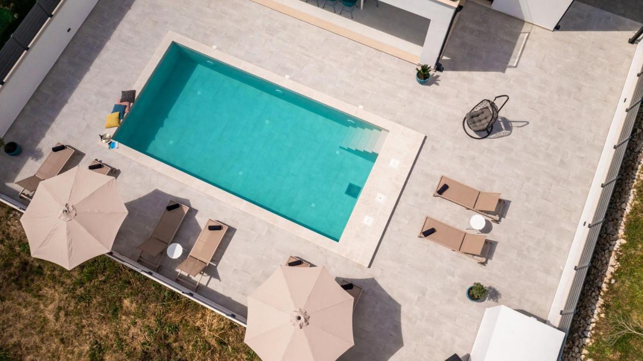 Villa Invigo - Brand New Private Pool Villa ムリニ エクステリア 写真