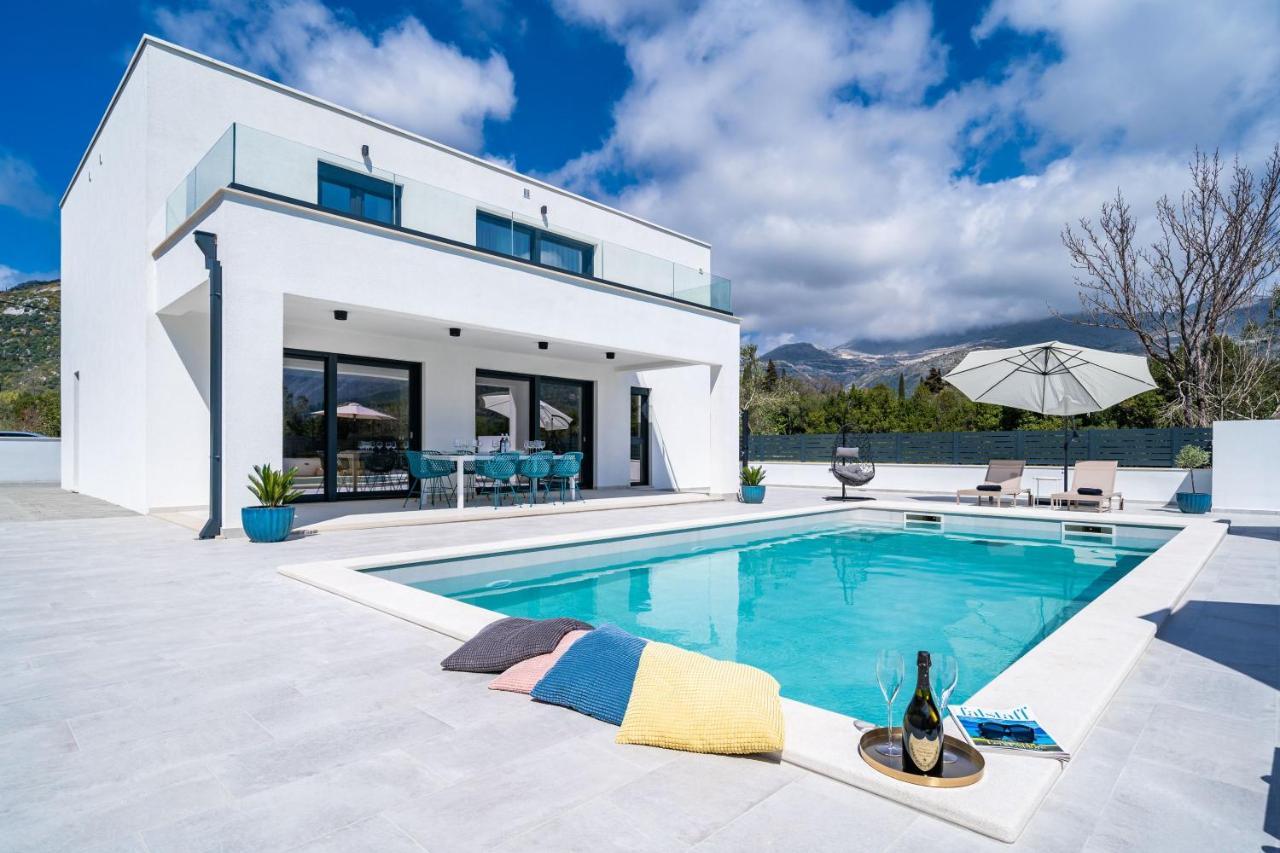 Villa Invigo - Brand New Private Pool Villa ムリニ エクステリア 写真